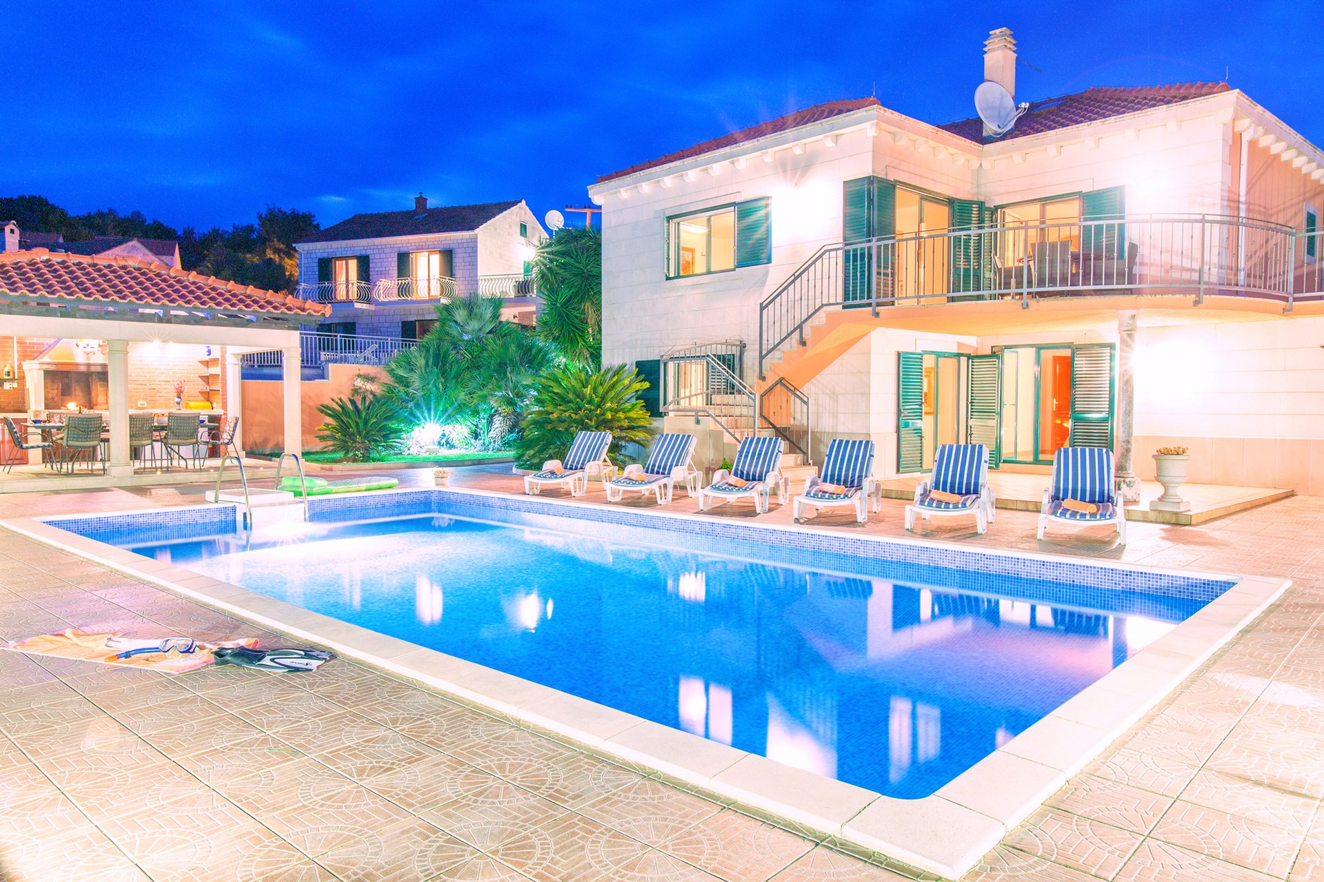 Romantic villa with pool on Brač