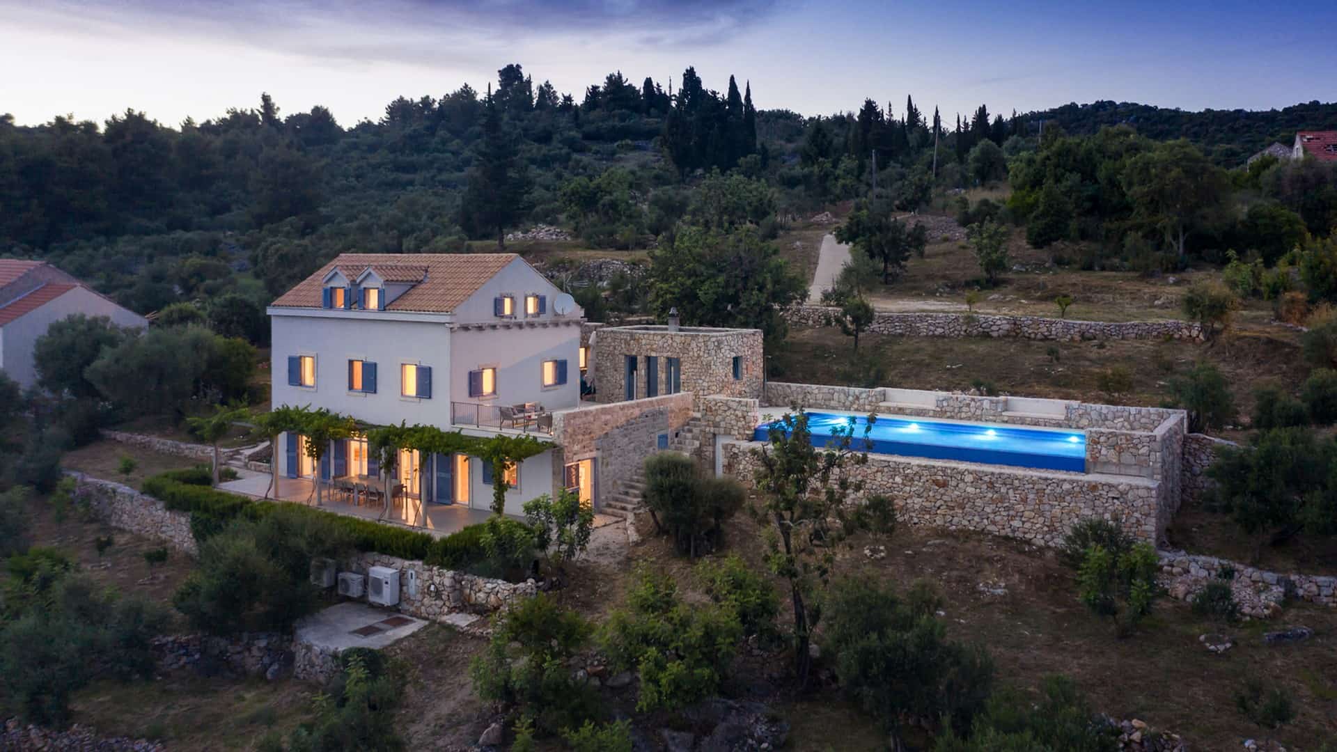 Luxury villa with  pool, beautiful nature