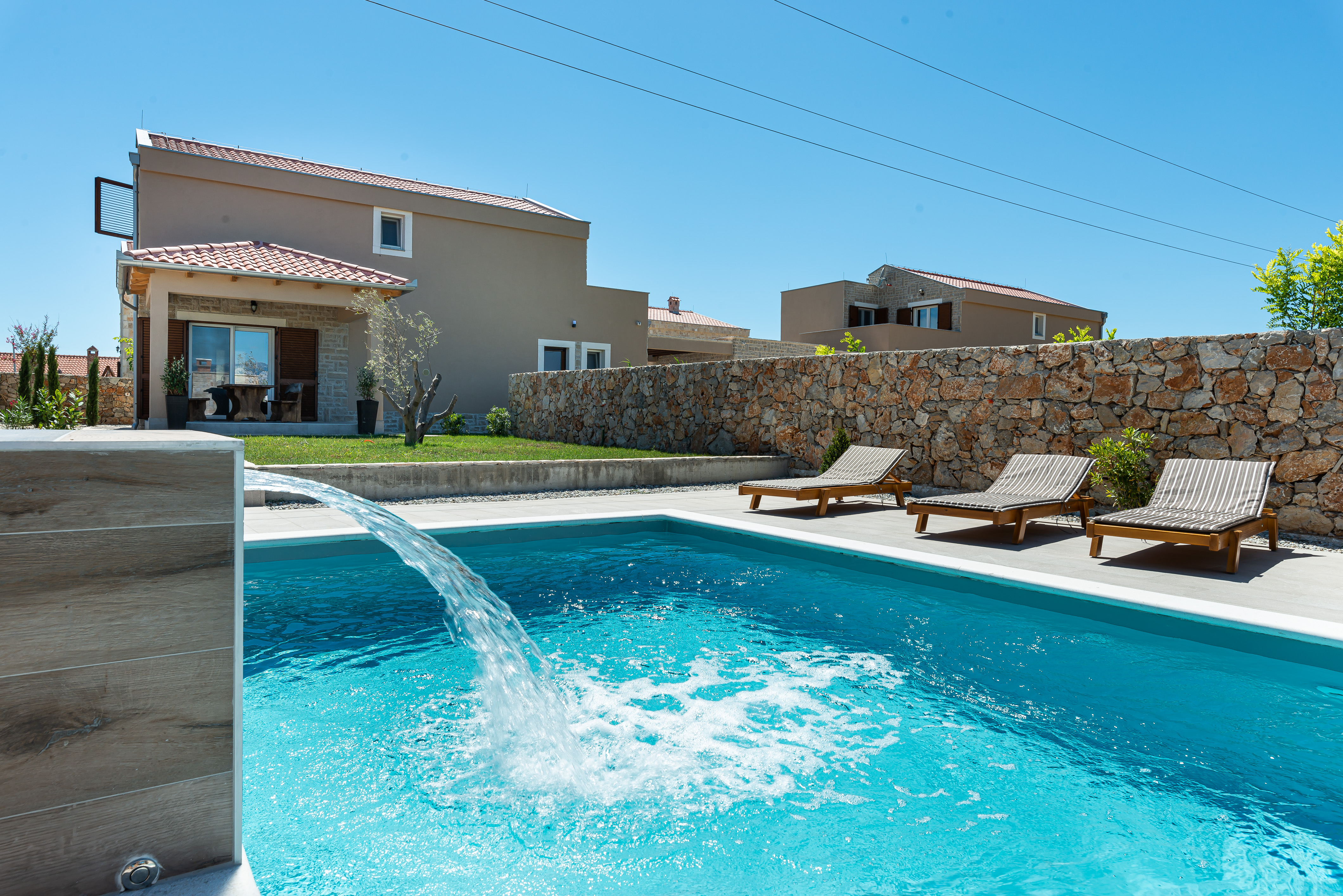 Brand new luxury villa with swimming pool, sauna, close to the sandy beach